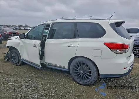 2013 Nissan Pathfinder S z USA, uszkodzony, nr VIN 5N1AR2MM4DC633717